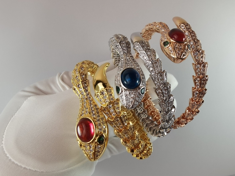 Bv1g*ai bracelets
